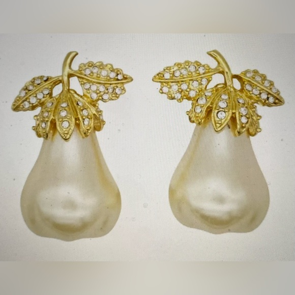 Kenneth Jay Lane KJL Large Pearl Pear Crystals Leaf Gold Clip Earrings & Brooch - Picture 4 of 10